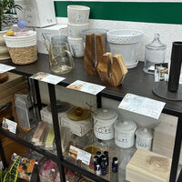 画像1431：店舗取り扱い商品